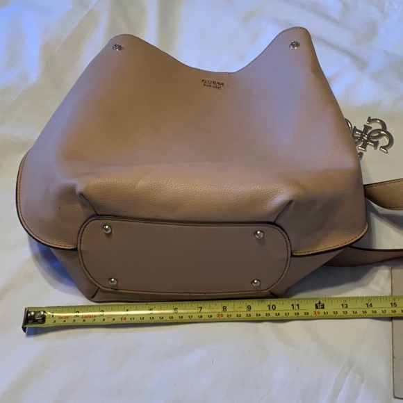 Guess Tan Faux Leather Roomy Bag Purse - Picture 12 of 16